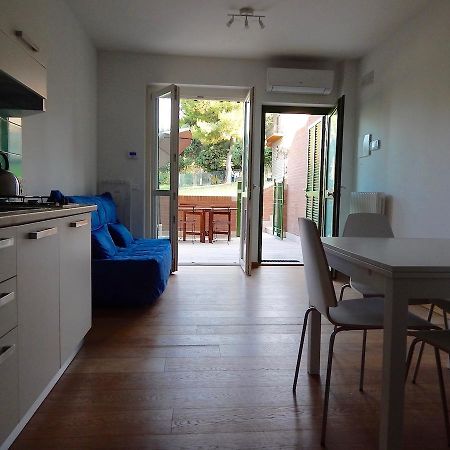 S127 - Sirolo, Nuovissimo Monolocale Con Terrazzo Apartment ภายนอก รูปภาพ