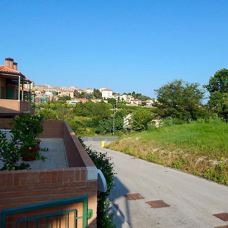 S127 - Sirolo, Nuovissimo Monolocale Con Terrazzo Apartment ภายนอก รูปภาพ